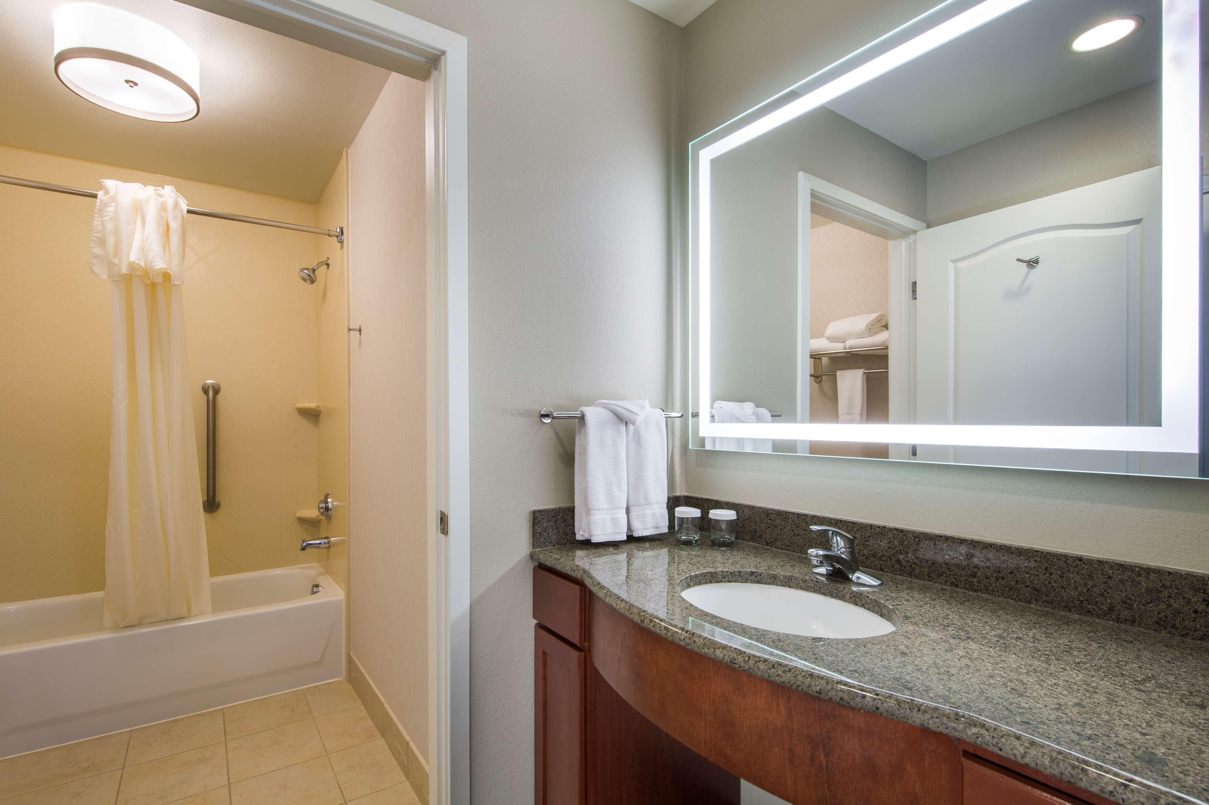 Homewood Suites By Hilton Denver West - Lakewood Dış mekan fotoğraf
